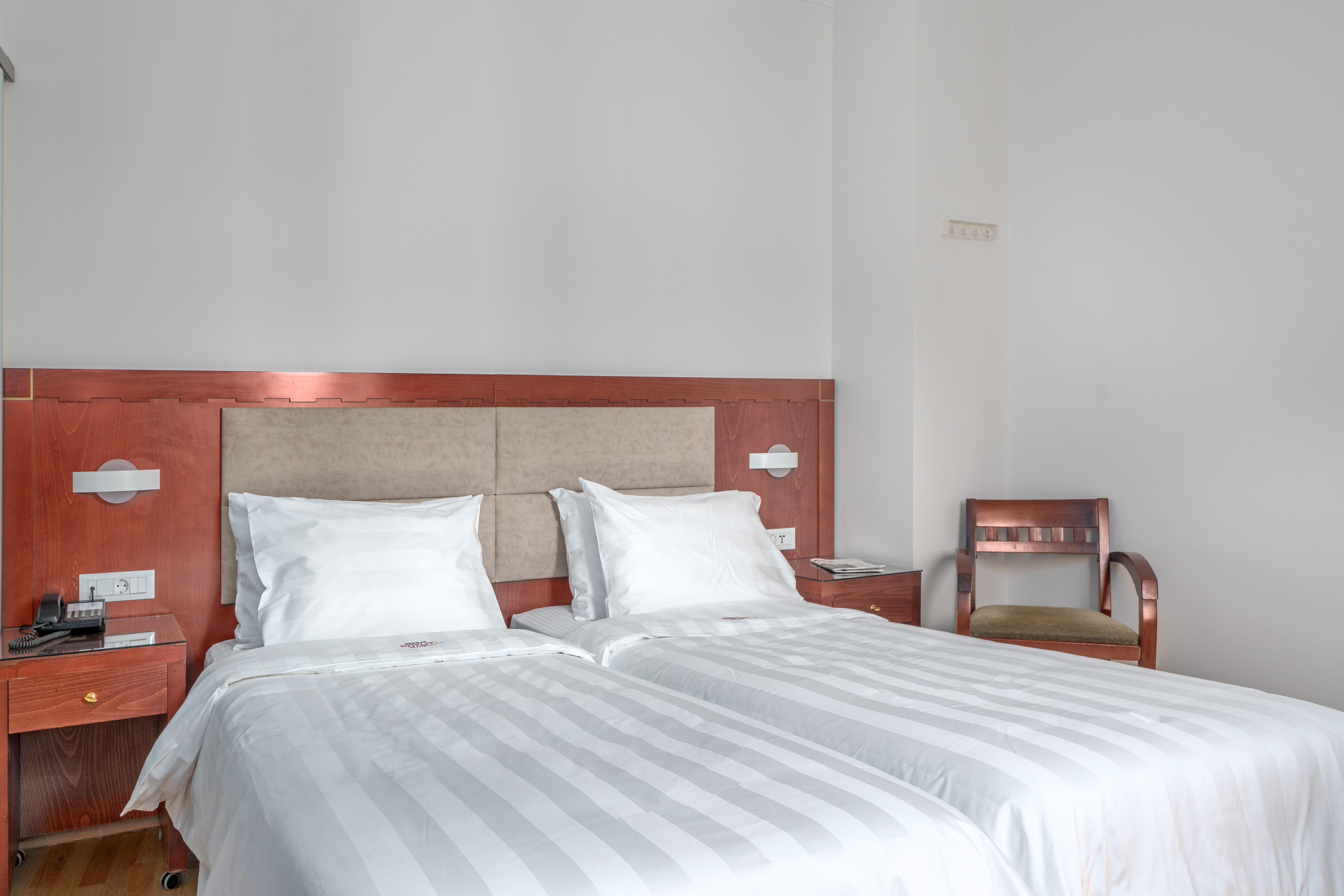 Attalos Otel 3*