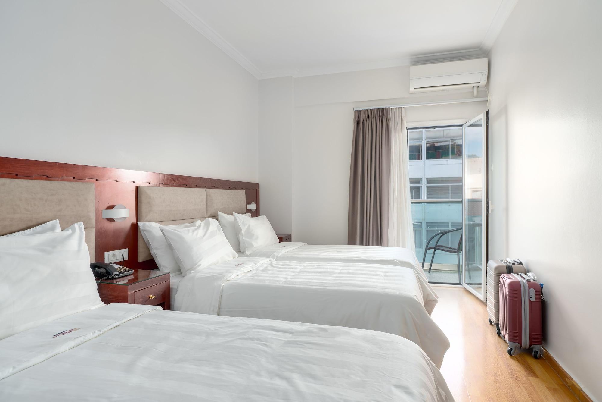 Attalos Otel Atina