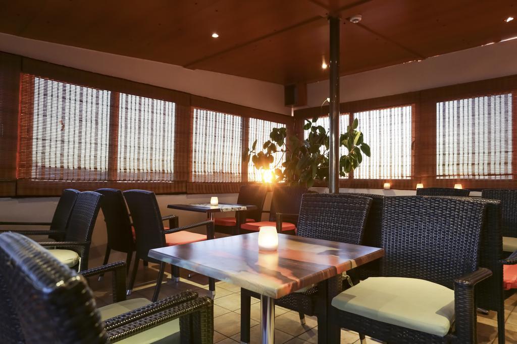 Attalos Otel Atina