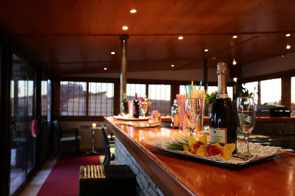 Attalos Otel